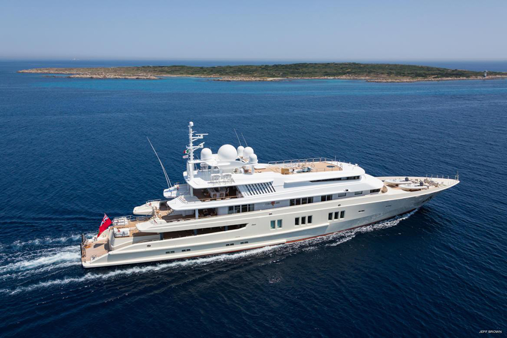Superyacht charter Coral Ocean